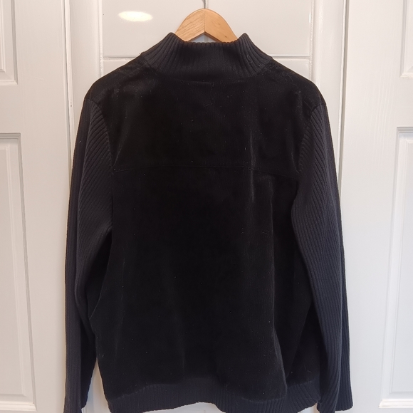 Jacket - Picture 10 of 10